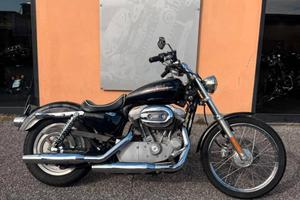 Harley-Davidson 883 Custom (2006 - 07) - XL 883C