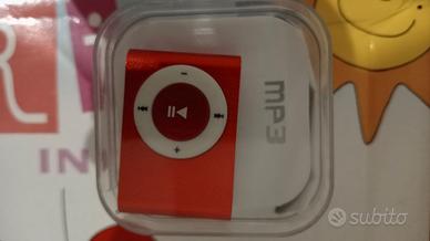 Mp3 con cavo e auricolari 