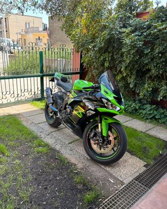 Kawasaki ninja zx6r