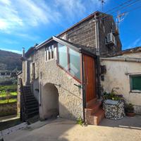 2 LOCALI A SANT'AGATA DE' GOTI