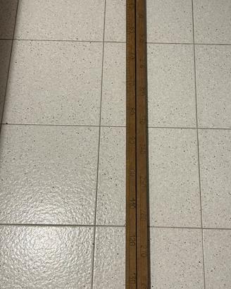 Mentro antico in legno