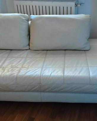 Divano (chaise lounge) in pelle +  pouff 