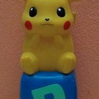 POKEMON PIKACHU 