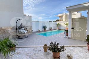 Villetta Trifamiliare Trani [Cod. rif 3317357VRG]