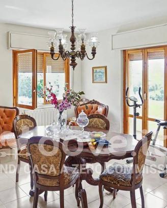Appartamento di 135 m² con 4 locali a Lamezia Term
