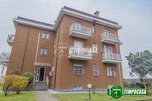 AMPIO TRILOCALE CON CUCINA ABITABILE!