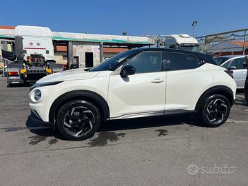 Nissan JuKe 1.0 Dig-T  N-connecta  Bi-Color