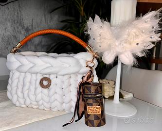 Borsa bianca fatta a mano tessuto marshmallow