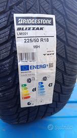 4 Pneumatici 225/50 R18 Bridgestone Blizzak Lm001