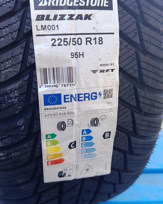 4 Pneumatici 225/50 R18 Bridgestone Blizzak Lm001