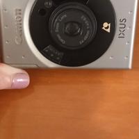 Canon Ixus