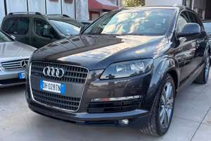 Audi Q7 3.0 V6 TDI 233CV quattro tiptronic
