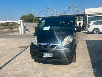 Opel movano nove posti