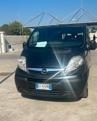 Opel movano nove posti