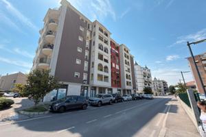 Grande Attico Trilocale con due bagni e garage