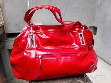 borsa vernice rossa