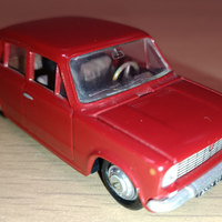 Fiat 124 berlina Norev