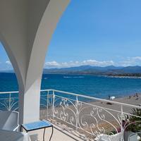 Appartamento in villa a trenta passi dal mare