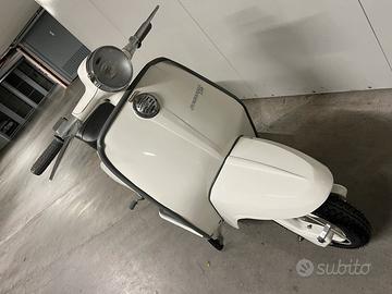 Lambretta j50 targa oro
