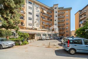 4 vani 138 mq con Terrazzo 58 mq Corso Calatafimi