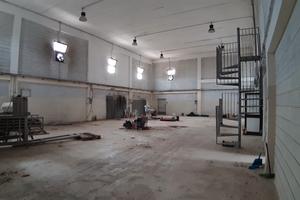 Settimo San Pietro - 1000 mq con 300 mq di uffici