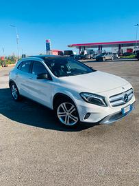 Mercedes gla 2.0 143cv