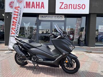 Yamaha T Max 560