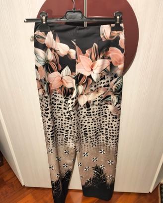 pantalone donna motivo floreale 
