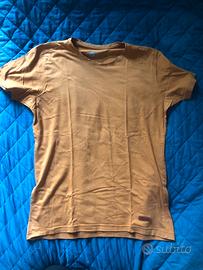 T-shirt mavigate
