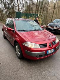 Renault megane 2  - benzina 1.6 - 55000 km