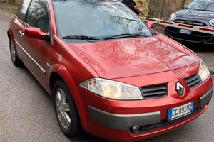 Renault megane 2  - benzina 1.6 - 55000 km