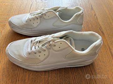 Sneakers uomo bianche taglia 45 stile running
