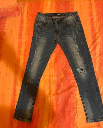 Jeans strappati blu