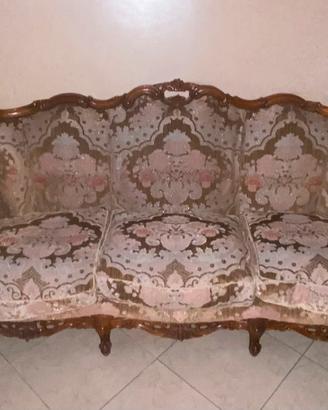 Divano e poltrone stile barocco