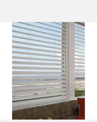 Tende veneziane bianche in PVC 60x120