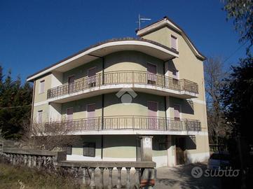 5 LOCALI A MARANO PRINCIPATO