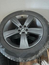 Cerchi originali range rover velar con penumatici