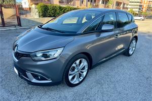 Renault Scenic Scénic dCi 8V 110 CV EDC Energy Int