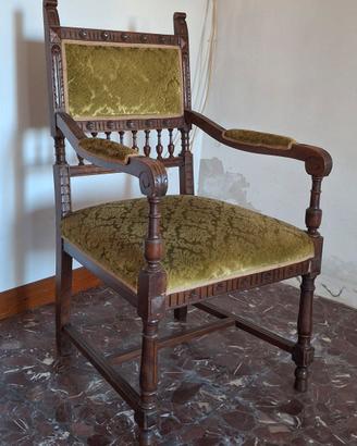 2 poltrone in legno