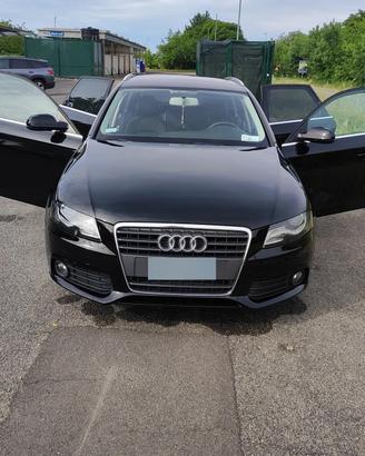 Audi A4 b8 143CV