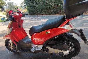 Aprilia Scarabeo 300