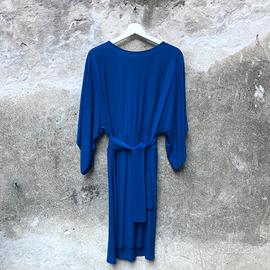 Abito con maniche ampie Pois in viscosa blu