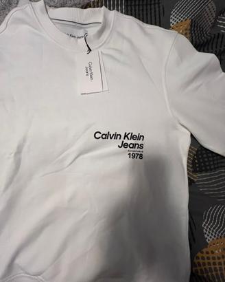 Calvin Klein felpa bianca da uomo senza cappuccio.