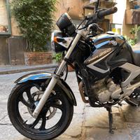 Yamaha ybr250