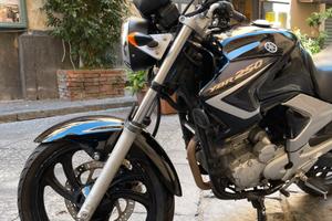 Yamaha ybr250