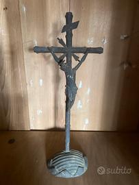Crocefisso antico in legno