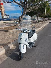 Piaggio Vespa 300 GTS - 2015