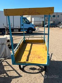 Carretto trasporta tutto