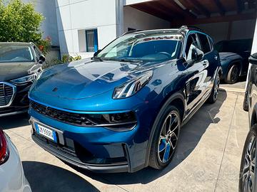 Lynk&co 01 PHEV