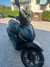Piaggio Beverly 400s HPE